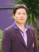นายอภิสิทธิ์ ตันอ้วม
